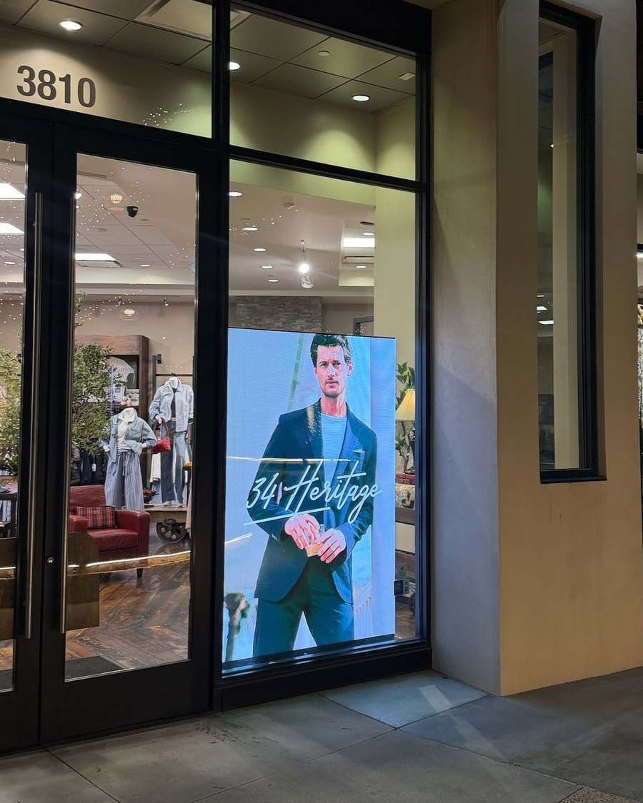 The same JDavid's window lit with a Picture Window